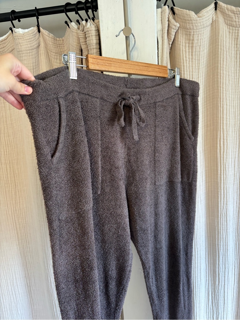 Barefoot Dreams CozyChic Lite Joggers- XL - Picture 5 of 11